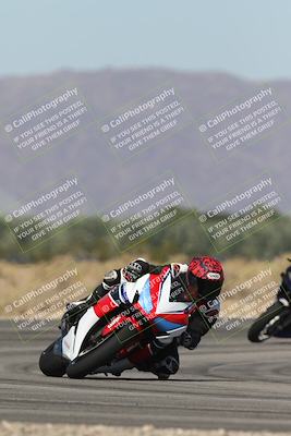 media/Oct-13-2025-Moto Forza (Mon) [[a66d839500]]/2-A Group/Session 3 (Turn 16)/